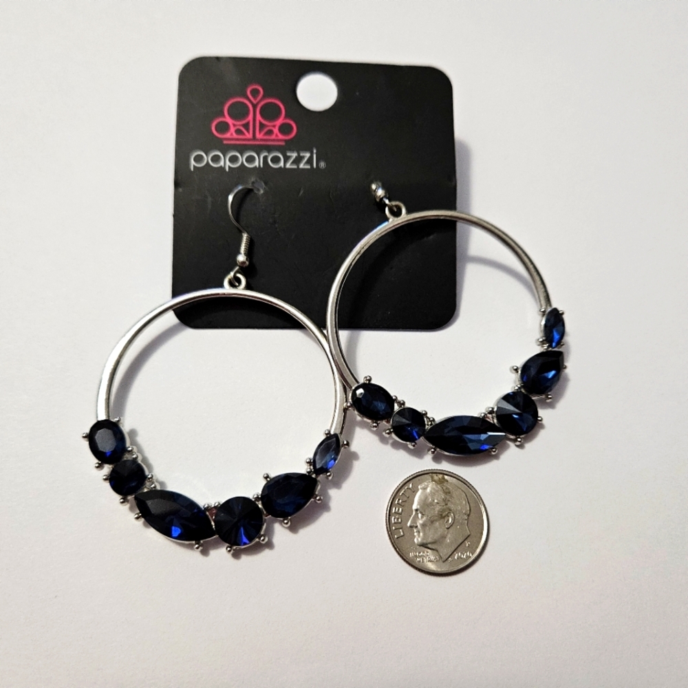 Hoop Earing With Blue Glass By Paparazzi